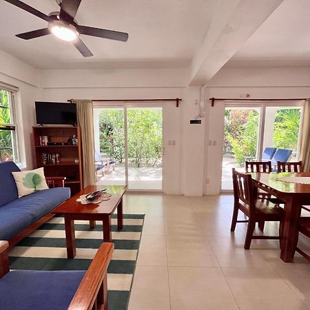 Velento Beach Level #9 Caye Caulker Exteriör bild