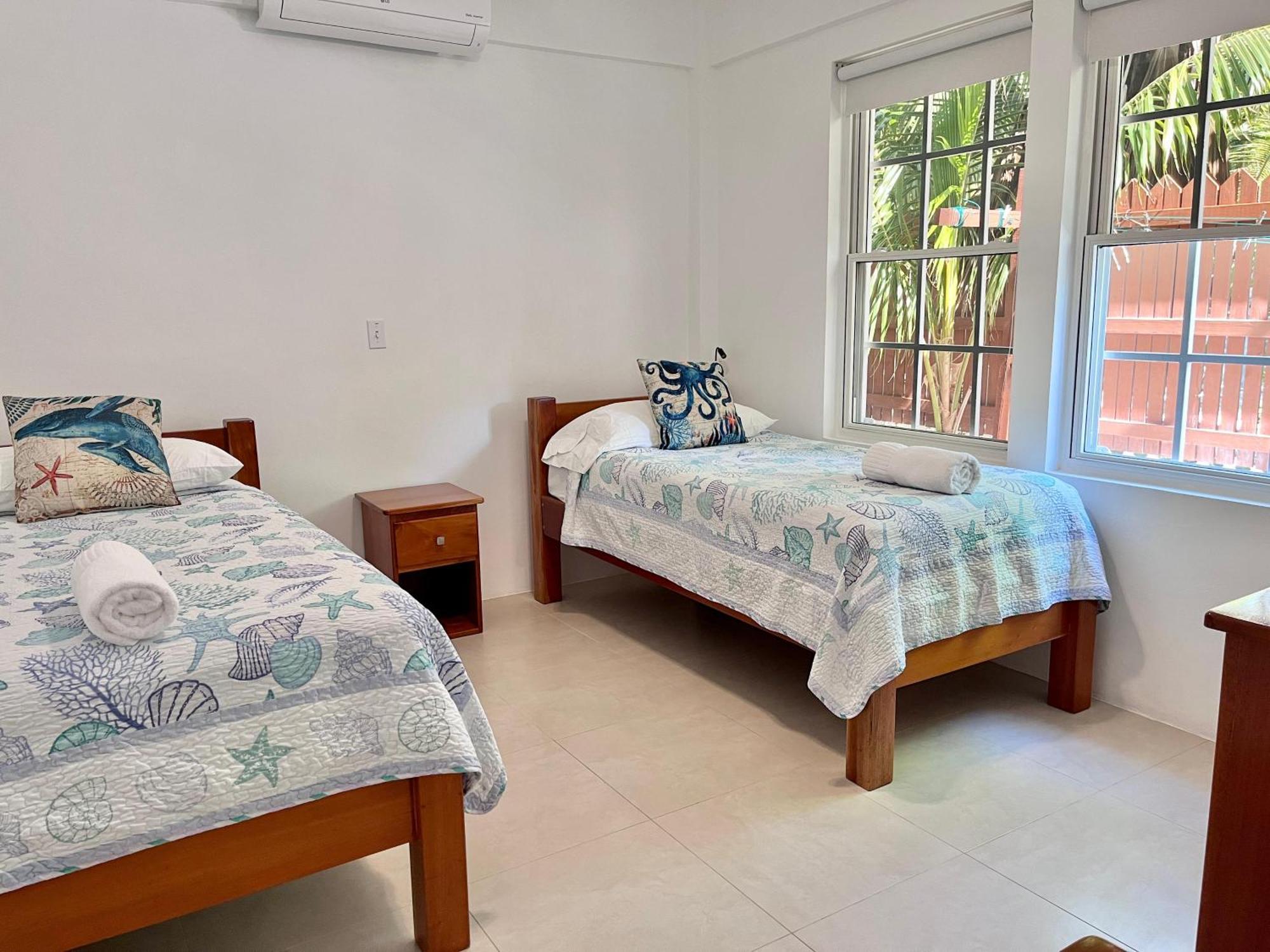 Velento Beach Level #9 Caye Caulker Exteriör bild